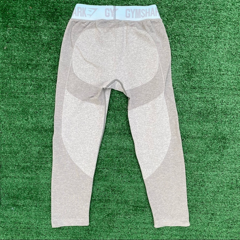 Gymshark Flex Cropped Leggings - Picture 6 of 8